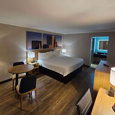 Days Inn By Wyndham Wilmington Brandywine Talleyville Bagian luar foto