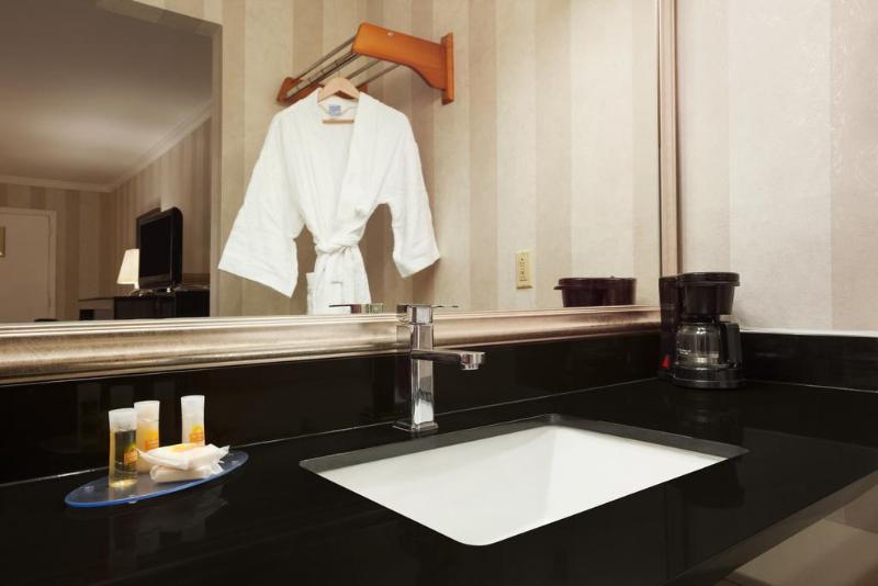 Days Inn By Wyndham Wilmington Brandywine Talleyville Bagian luar foto