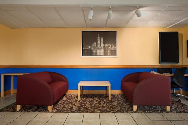 Days Inn By Wyndham Wilmington Brandywine Talleyville Bagian luar foto