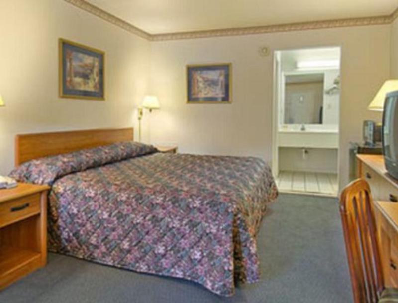 Days Inn By Wyndham Wilmington Brandywine Talleyville Bagian luar foto
